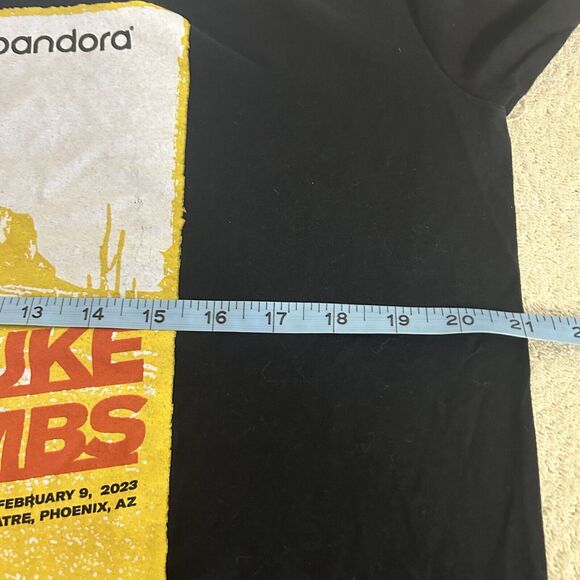 Luke Combs Men's Large Black T-Shirt Phoenix Arizonia 2/09/2023 Special event - Picture 3 of 5